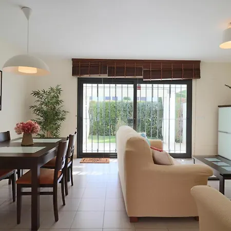 Holiday home Junto Al Pueblo *